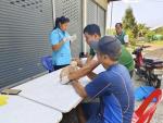 ลงพื้นที่มอบวัคซีนและฉีดวัคซีนป้องกันโรคพิษสุนัขบ้า สำหรับพื