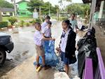 กิจกรรมการรับซื้อขยะ  ตามโครงการธนาคารขยะ ณ โรงเรียนวัดชุมนุ